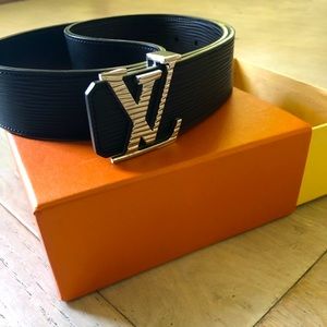 Louis Vuitton belt